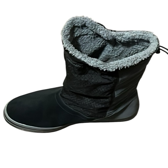 Nike Boots Gray and Black Woman Sz 9 - Picture 5 of 8